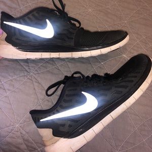 Nike Women’s Shoes Size 6